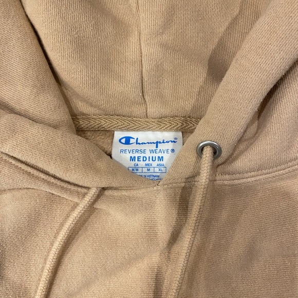 Champion Hoodie: LIKE NEW - Picture 4 of 4